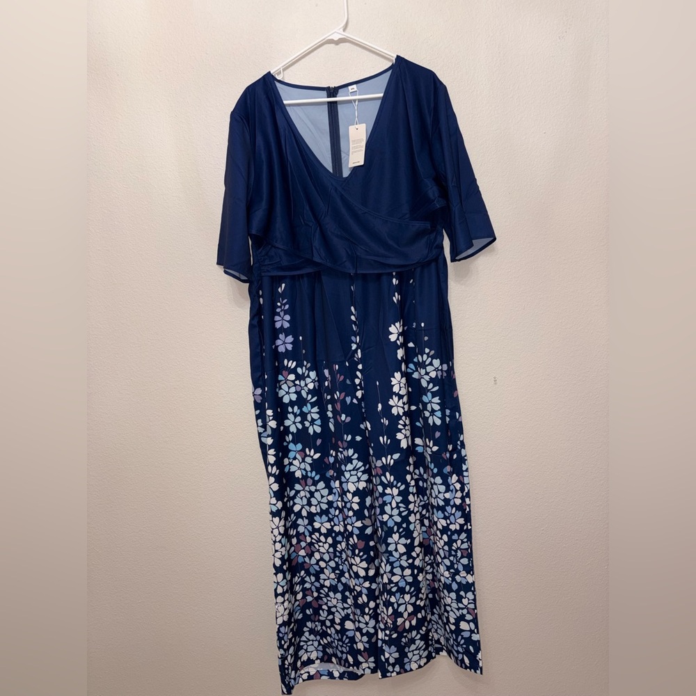Women’s XXL Blue Floral Wide Leg Jumpsuit NWT V Neck Flutter Sleeve Romper